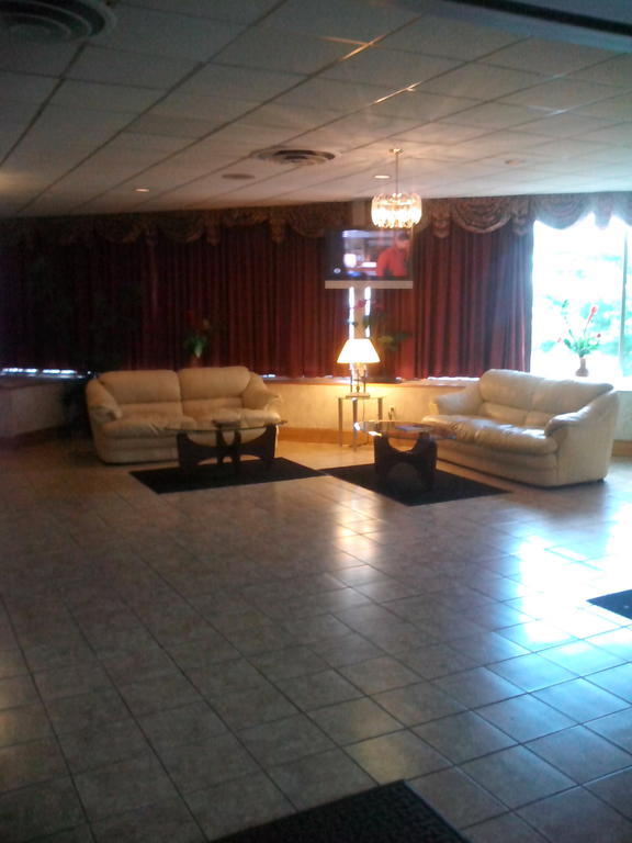 Regency Inn Richmond Dumbarton Екстериор снимка